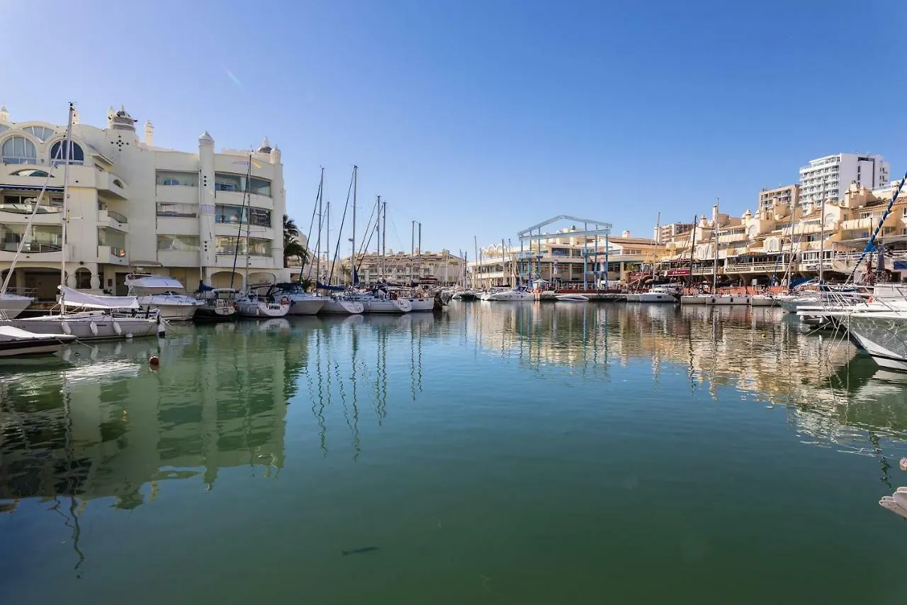 Magnifico apartamento con vistas en Puerto Marina Benalmádena España